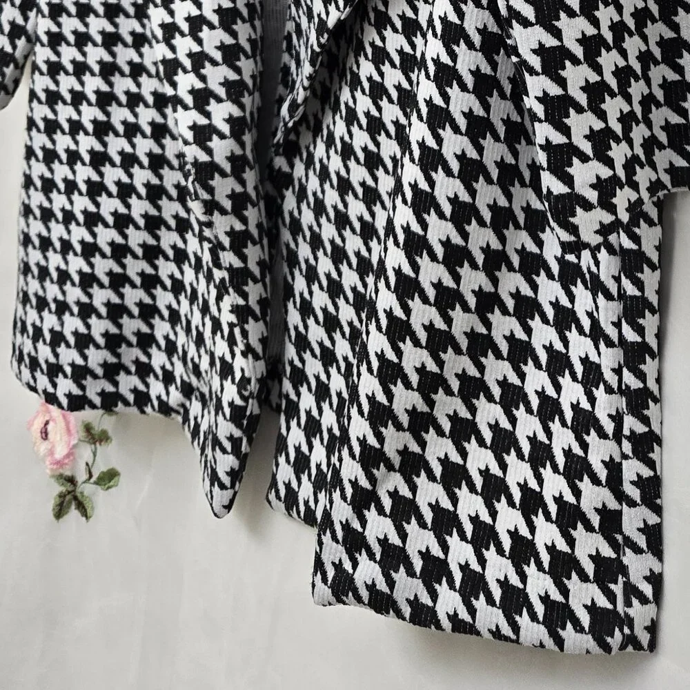 NY Collection Woman* Black & White Open-Front Cardigan Long Sleeve* Size: 2X - Picture 3 of 10
